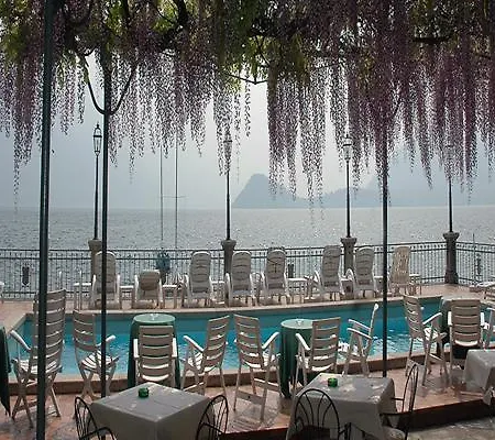 호텔 Bellavista 3*